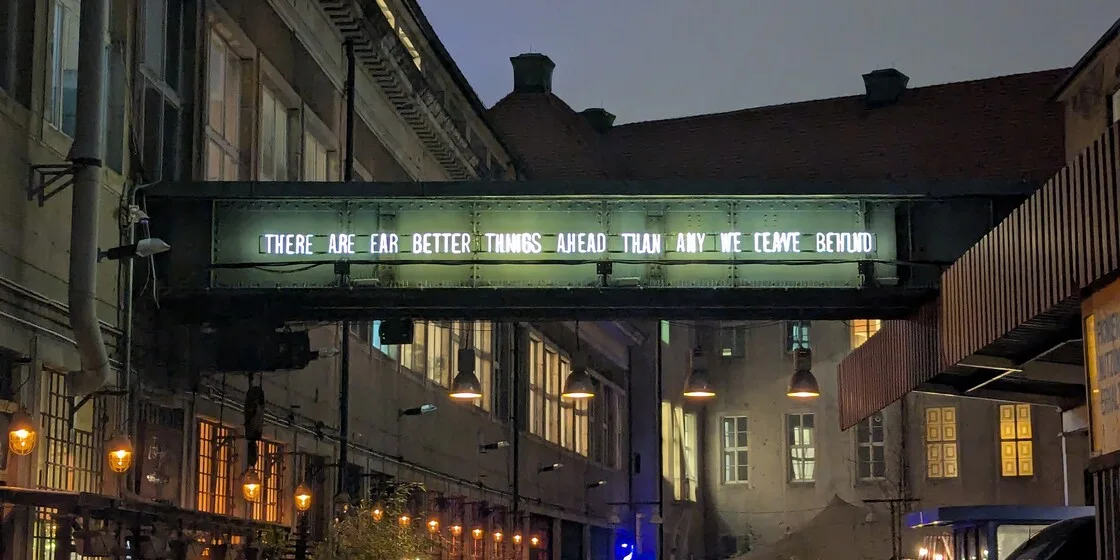 Alte Münze - "There are far better things ahead than any we leave behind"