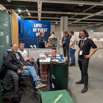 © drunomics GmbH
Quelle: Photographer: Wolfgang Ziegler drunomics booth at DrupalCon Vienna